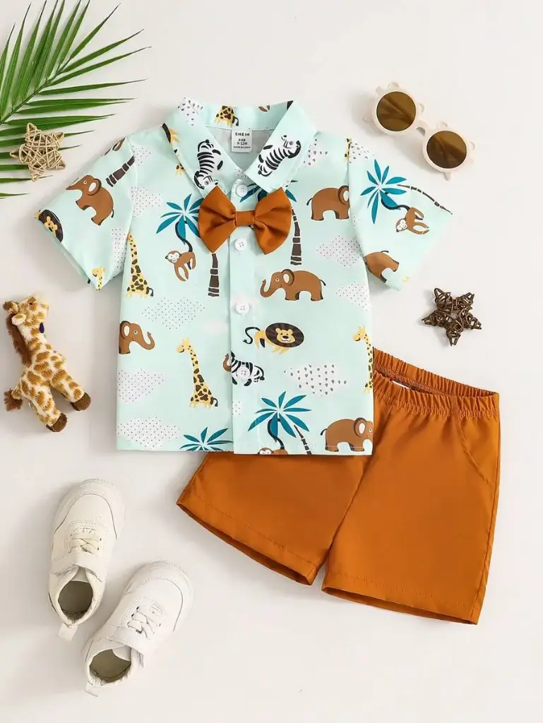 Camisa de manga corta con patrón de animal lindo y corbata de moño, y pantalones cortos casuales de estilo caballero