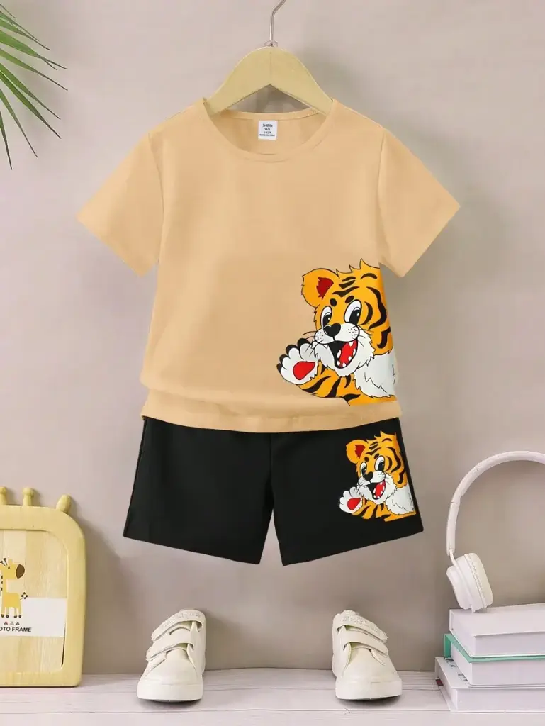 Conjunto de dos piezas para niño pequeño casual con estampado de tigre