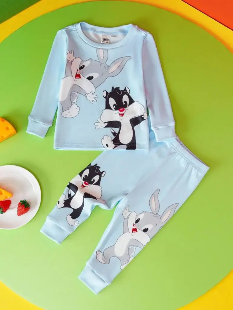 Conjunto de pijama de niño bebé con camiseta de manga larga estilo dibujos animados adorable azul y pantalones