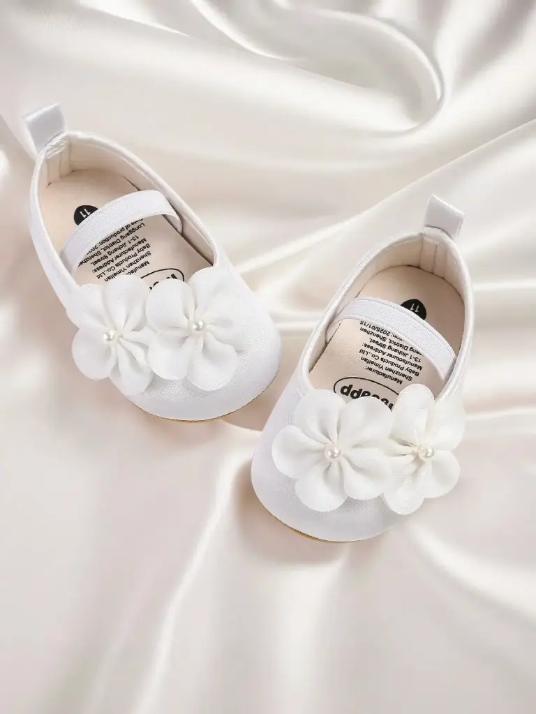 Zapatos para bebé con flores (0-6M)