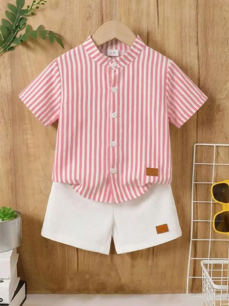 Conjunto Camisa Rayas Rosadas y Short Blanco