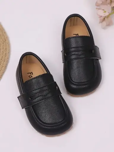 Zapatitos para niño negros